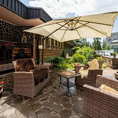 Filip Wellness,kryty Bazen アパート