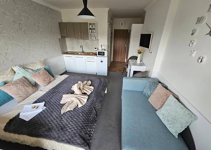 Filip Wellness,kryty Bazen 公寓