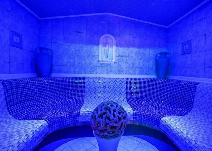 Filip Wellness,kryty Bazen 公寓